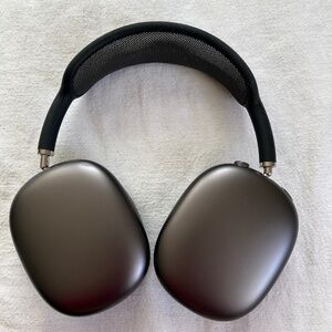 Apple AirPods Max – Space Gray — Excellent Condition (No Box/Cables, Case Includ